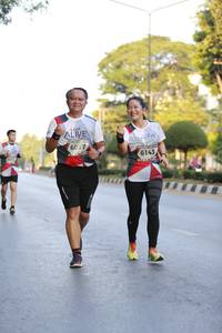 BIB: 6027, 6143
                            <button type="button" onclick="openModal(6418606)" class="btn btn-primary btn-sm float-right btn-popup" data-toggle="modal" data-target=".modal-high-quality">
                        <i class="fas fa-shopping-cart"></i> Add to Cart
                    </button>
                                            <button type="button" onclick="isThisMe(6418606, true)" class="btn btn-success btn-sm float-right btn-popup btn-isme hidden" data-toggle="tooltip" data-placement="bottom" title="นี่คือรูปของคุณใช่ไหม คลิกที่นี่เพื่อเอาเข้าอัลบั้ม">
                        <i class="fas fa-plus"></i> Add to album
                    </button>
                    <button type="button" onclick="isThisMe(6418606, false)" class="btn btn-warning btn-sm float-right btn-popup btn-isnotme hidden">
                        <i class="fas fa-ban"></i> Remove from album
                    </button>