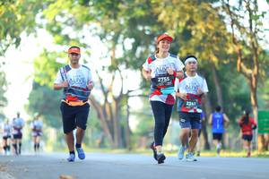 BIB: 2755, 2341
                            <button type="button" onclick="openModal(6418196)" class="btn btn-primary btn-sm float-right btn-popup" data-toggle="modal" data-target=".modal-high-quality">
                        <i class="fas fa-shopping-cart"></i> Add to Cart
                    </button>
                                            <button type="button" onclick="isThisMe(6418196, true)" class="btn btn-success btn-sm float-right btn-popup btn-isme hidden" data-toggle="tooltip" data-placement="bottom" title="นี่คือรูปของคุณใช่ไหม คลิกที่นี่เพื่อเอาเข้าอัลบั้ม">
                        <i class="fas fa-plus"></i> Add to album
                    </button>
                    <button type="button" onclick="isThisMe(6418196, false)" class="btn btn-warning btn-sm float-right btn-popup btn-isnotme hidden">
                        <i class="fas fa-ban"></i> Remove from album
                    </button>