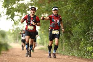 BIB: 5326, 534
                            <button type="button" onclick="openModal(4231965)" class="btn btn-primary btn-sm float-right btn-popup" data-toggle="modal" data-target=".modal-high-quality">
                        <i class="fas fa-shopping-cart"></i> Add to Cart
                    </button>
                                            <button type="button" onclick="isThisMe(4231965, true)" class="btn btn-success btn-sm float-right btn-popup btn-isme hidden" data-toggle="tooltip" data-placement="bottom" title="นี่คือรูปของคุณใช่ไหม คลิกที่นี่เพื่อเอาเข้าอัลบั้ม">
                        <i class="fas fa-plus"></i> Add to album
                    </button>
                    <button type="button" onclick="isThisMe(4231965, false)" class="btn btn-warning btn-sm float-right btn-popup btn-isnotme hidden">
                        <i class="fas fa-ban"></i> Remove from album
                    </button>