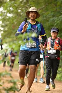 BIB: 3875, 3040
                            <button type="button" onclick="openModal(4193675)" class="btn btn-primary btn-sm float-right btn-popup" data-toggle="modal" data-target=".modal-high-quality">
                        <i class="fas fa-shopping-cart"></i> Add to Cart
                    </button>
                                            <button type="button" onclick="isThisMe(4193675, true)" class="btn btn-success btn-sm float-right btn-popup btn-isme hidden" data-toggle="tooltip" data-placement="bottom" title="นี่คือรูปของคุณใช่ไหม คลิกที่นี่เพื่อเอาเข้าอัลบั้ม">
                        <i class="fas fa-plus"></i> Add to album
                    </button>
                    <button type="button" onclick="isThisMe(4193675, false)" class="btn btn-warning btn-sm float-right btn-popup btn-isnotme hidden">
                        <i class="fas fa-ban"></i> Remove from album
                    </button>