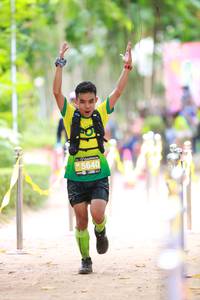 BIB: 5640
                            <button type="button" onclick="openModal(4132614)" class="btn btn-primary btn-sm float-right btn-popup" data-toggle="modal" data-target=".modal-high-quality">
                        <i class="fas fa-shopping-cart"></i> Add to Cart
                    </button>
                                            <button type="button" onclick="isThisMe(4132614, true)" class="btn btn-success btn-sm float-right btn-popup btn-isme hidden" data-toggle="tooltip" data-placement="bottom" title="นี่คือรูปของคุณใช่ไหม คลิกที่นี่เพื่อเอาเข้าอัลบั้ม">
                        <i class="fas fa-plus"></i> Add to album
                    </button>
                    <button type="button" onclick="isThisMe(4132614, false)" class="btn btn-warning btn-sm float-right btn-popup btn-isnotme hidden">
                        <i class="fas fa-ban"></i> Remove from album
                    </button>