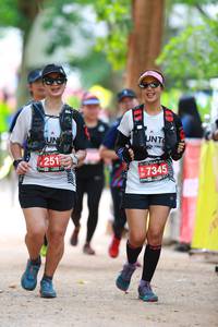 BIB: 251, 7345
                            <button type="button" onclick="openModal(4133597)" class="btn btn-primary btn-sm float-right btn-popup" data-toggle="modal" data-target=".modal-high-quality">
                        <i class="fas fa-shopping-cart"></i> Add to Cart
                    </button>
                                            <button type="button" onclick="isThisMe(4133597, true)" class="btn btn-success btn-sm float-right btn-popup btn-isme hidden" data-toggle="tooltip" data-placement="bottom" title="นี่คือรูปของคุณใช่ไหม คลิกที่นี่เพื่อเอาเข้าอัลบั้ม">
                        <i class="fas fa-plus"></i> Add to album
                    </button>
                    <button type="button" onclick="isThisMe(4133597, false)" class="btn btn-warning btn-sm float-right btn-popup btn-isnotme hidden">
                        <i class="fas fa-ban"></i> Remove from album
                    </button>