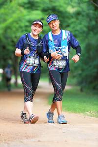 BIB: 43400
                            <button type="button" onclick="openModal(4323228)" class="btn btn-primary btn-sm float-right btn-popup" data-toggle="modal" data-target=".modal-high-quality">
                        <i class="fas fa-shopping-cart"></i> Add to Cart
                    </button>
                                            <button type="button" onclick="isThisMe(4323228, true)" class="btn btn-success btn-sm float-right btn-popup btn-isme hidden" data-toggle="tooltip" data-placement="bottom" title="นี่คือรูปของคุณใช่ไหม คลิกที่นี่เพื่อเอาเข้าอัลบั้ม">
                        <i class="fas fa-plus"></i> Add to album
                    </button>
                    <button type="button" onclick="isThisMe(4323228, false)" class="btn btn-warning btn-sm float-right btn-popup btn-isnotme hidden">
                        <i class="fas fa-ban"></i> Remove from album
                    </button>