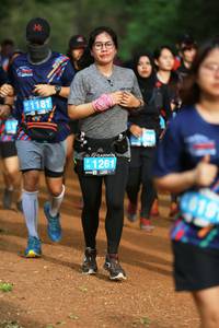 BIB: 1181, 1261, 010
                            <button type="button" onclick="openModal(4335321)" class="btn btn-primary btn-sm float-right btn-popup" data-toggle="modal" data-target=".modal-high-quality">
                        <i class="fas fa-shopping-cart"></i> Add to Cart
                    </button>
                                            <button type="button" onclick="isThisMe(4335321, true)" class="btn btn-success btn-sm float-right btn-popup btn-isme hidden" data-toggle="tooltip" data-placement="bottom" title="นี่คือรูปของคุณใช่ไหม คลิกที่นี่เพื่อเอาเข้าอัลบั้ม">
                        <i class="fas fa-plus"></i> Add to album
                    </button>
                    <button type="button" onclick="isThisMe(4335321, false)" class="btn btn-warning btn-sm float-right btn-popup btn-isnotme hidden">
                        <i class="fas fa-ban"></i> Remove from album
                    </button>