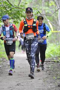 BIB: 3855, 4022, 3332
                            <button type="button" onclick="openModal(3927156)" class="btn btn-primary btn-sm float-right btn-popup" data-toggle="modal" data-target=".modal-high-quality">
                        <i class="fas fa-shopping-cart"></i> Add to Cart
                    </button>
                                            <button type="button" onclick="isThisMe(3927156, true)" class="btn btn-success btn-sm float-right btn-popup btn-isme hidden" data-toggle="tooltip" data-placement="bottom" title="นี่คือรูปของคุณใช่ไหม คลิกที่นี่เพื่อเอาเข้าอัลบั้ม">
                        <i class="fas fa-plus"></i> Add to album
                    </button>
                    <button type="button" onclick="isThisMe(3927156, false)" class="btn btn-warning btn-sm float-right btn-popup btn-isnotme hidden">
                        <i class="fas fa-ban"></i> Remove from album
                    </button>