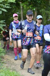 BIB: 2202, 2201
                            <button type="button" onclick="openModal(3929286)" class="btn btn-primary btn-sm float-right btn-popup" data-toggle="modal" data-target=".modal-high-quality">
                        <i class="fas fa-shopping-cart"></i> Add to Cart
                    </button>
                                            <button type="button" onclick="isThisMe(3929286, true)" class="btn btn-success btn-sm float-right btn-popup btn-isme hidden" data-toggle="tooltip" data-placement="bottom" title="นี่คือรูปของคุณใช่ไหม คลิกที่นี่เพื่อเอาเข้าอัลบั้ม">
                        <i class="fas fa-plus"></i> Add to album
                    </button>
                    <button type="button" onclick="isThisMe(3929286, false)" class="btn btn-warning btn-sm float-right btn-popup btn-isnotme hidden">
                        <i class="fas fa-ban"></i> Remove from album
                    </button>