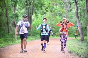 BIB: 3930
                            <button type="button" onclick="openModal(3941944)" class="btn btn-primary btn-sm float-right btn-popup" data-toggle="modal" data-target=".modal-high-quality">
                        <i class="fas fa-shopping-cart"></i> Add to Cart
                    </button>
                                            <button type="button" onclick="isThisMe(3941944, true)" class="btn btn-success btn-sm float-right btn-popup btn-isme hidden" data-toggle="tooltip" data-placement="bottom" title="นี่คือรูปของคุณใช่ไหม คลิกที่นี่เพื่อเอาเข้าอัลบั้ม">
                        <i class="fas fa-plus"></i> Add to album
                    </button>
                    <button type="button" onclick="isThisMe(3941944, false)" class="btn btn-warning btn-sm float-right btn-popup btn-isnotme hidden">
                        <i class="fas fa-ban"></i> Remove from album
                    </button>