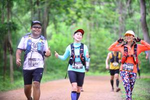 BIB: 3956, 3489, 3487
                            <button type="button" onclick="openModal(3942045)" class="btn btn-primary btn-sm float-right btn-popup" data-toggle="modal" data-target=".modal-high-quality">
                        <i class="fas fa-shopping-cart"></i> Add to Cart
                    </button>
                                            <button type="button" onclick="isThisMe(3942045, true)" class="btn btn-success btn-sm float-right btn-popup btn-isme hidden" data-toggle="tooltip" data-placement="bottom" title="นี่คือรูปของคุณใช่ไหม คลิกที่นี่เพื่อเอาเข้าอัลบั้ม">
                        <i class="fas fa-plus"></i> Add to album
                    </button>
                    <button type="button" onclick="isThisMe(3942045, false)" class="btn btn-warning btn-sm float-right btn-popup btn-isnotme hidden">
                        <i class="fas fa-ban"></i> Remove from album
                    </button>