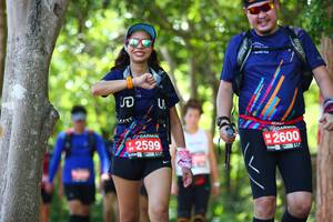 BIB: 2600, 2599
                            <button type="button" onclick="openModal(3989698)" class="btn btn-primary btn-sm float-right btn-popup" data-toggle="modal" data-target=".modal-high-quality">
                        <i class="fas fa-shopping-cart"></i> Add to Cart
                    </button>
                                            <button type="button" onclick="isThisMe(3989698, true)" class="btn btn-success btn-sm float-right btn-popup btn-isme hidden" data-toggle="tooltip" data-placement="bottom" title="นี่คือรูปของคุณใช่ไหม คลิกที่นี่เพื่อเอาเข้าอัลบั้ม">
                        <i class="fas fa-plus"></i> Add to album
                    </button>
                    <button type="button" onclick="isThisMe(3989698, false)" class="btn btn-warning btn-sm float-right btn-popup btn-isnotme hidden">
                        <i class="fas fa-ban"></i> Remove from album
                    </button>
