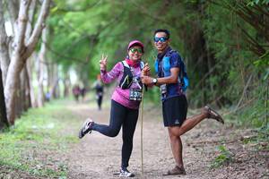 BIB: 370
                            <button type="button" onclick="openModal(3999210)" class="btn btn-primary btn-sm float-right btn-popup" data-toggle="modal" data-target=".modal-high-quality">
                        <i class="fas fa-shopping-cart"></i> Add to Cart
                    </button>
                                            <button type="button" onclick="isThisMe(3999210, true)" class="btn btn-success btn-sm float-right btn-popup btn-isme hidden" data-toggle="tooltip" data-placement="bottom" title="นี่คือรูปของคุณใช่ไหม คลิกที่นี่เพื่อเอาเข้าอัลบั้ม">
                        <i class="fas fa-plus"></i> Add to album
                    </button>
                    <button type="button" onclick="isThisMe(3999210, false)" class="btn btn-warning btn-sm float-right btn-popup btn-isnotme hidden">
                        <i class="fas fa-ban"></i> Remove from album
                    </button>