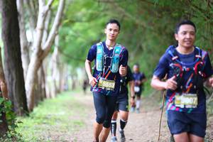 BIB: 5553
                            <button type="button" onclick="openModal(3999425)" class="btn btn-primary btn-sm float-right btn-popup" data-toggle="modal" data-target=".modal-high-quality">
                        <i class="fas fa-shopping-cart"></i> Add to Cart
                    </button>
                                            <button type="button" onclick="isThisMe(3999425, true)" class="btn btn-success btn-sm float-right btn-popup btn-isme hidden" data-toggle="tooltip" data-placement="bottom" title="นี่คือรูปของคุณใช่ไหม คลิกที่นี่เพื่อเอาเข้าอัลบั้ม">
                        <i class="fas fa-plus"></i> Add to album
                    </button>
                    <button type="button" onclick="isThisMe(3999425, false)" class="btn btn-warning btn-sm float-right btn-popup btn-isnotme hidden">
                        <i class="fas fa-ban"></i> Remove from album
                    </button>