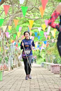 BIB: 3524
                            <button type="button" onclick="openModal(4046998)" class="btn btn-primary btn-sm float-right btn-popup" data-toggle="modal" data-target=".modal-high-quality">
                        <i class="fas fa-shopping-cart"></i> Add to Cart
                    </button>
                                            <button type="button" onclick="isThisMe(4046998, true)" class="btn btn-success btn-sm float-right btn-popup btn-isme hidden" data-toggle="tooltip" data-placement="bottom" title="นี่คือรูปของคุณใช่ไหม คลิกที่นี่เพื่อเอาเข้าอัลบั้ม">
                        <i class="fas fa-plus"></i> Add to album
                    </button>
                    <button type="button" onclick="isThisMe(4046998, false)" class="btn btn-warning btn-sm float-right btn-popup btn-isnotme hidden">
                        <i class="fas fa-ban"></i> Remove from album
                    </button>