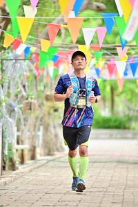 BIB: 
                            <button type="button" onclick="openModal(4055292)" class="btn btn-primary btn-sm float-right btn-popup" data-toggle="modal" data-target=".modal-high-quality">
                        <i class="fas fa-shopping-cart"></i> Add to Cart
                    </button>
                                            <button type="button" onclick="isThisMe(4055292, true)" class="btn btn-success btn-sm float-right btn-popup btn-isme hidden" data-toggle="tooltip" data-placement="bottom" title="นี่คือรูปของคุณใช่ไหม คลิกที่นี่เพื่อเอาเข้าอัลบั้ม">
                        <i class="fas fa-plus"></i> Add to album
                    </button>
                    <button type="button" onclick="isThisMe(4055292, false)" class="btn btn-warning btn-sm float-right btn-popup btn-isnotme hidden">
                        <i class="fas fa-ban"></i> Remove from album
                    </button>
