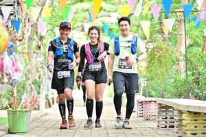 BIB: 3324, 
                            <button type="button" onclick="openModal(4051280)" class="btn btn-primary btn-sm float-right btn-popup" data-toggle="modal" data-target=".modal-high-quality">
                        <i class="fas fa-shopping-cart"></i> Add to Cart
                    </button>
                                            <button type="button" onclick="isThisMe(4051280, true)" class="btn btn-success btn-sm float-right btn-popup btn-isme hidden" data-toggle="tooltip" data-placement="bottom" title="นี่คือรูปของคุณใช่ไหม คลิกที่นี่เพื่อเอาเข้าอัลบั้ม">
                        <i class="fas fa-plus"></i> Add to album
                    </button>
                    <button type="button" onclick="isThisMe(4051280, false)" class="btn btn-warning btn-sm float-right btn-popup btn-isnotme hidden">
                        <i class="fas fa-ban"></i> Remove from album
                    </button>