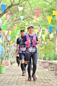 BIB: 3100, 3101, 110
                            <button type="button" onclick="openModal(4046387)" class="btn btn-primary btn-sm float-right btn-popup" data-toggle="modal" data-target=".modal-high-quality">
                        <i class="fas fa-shopping-cart"></i> Add to Cart
                    </button>
                                            <button type="button" onclick="isThisMe(4046387, true)" class="btn btn-success btn-sm float-right btn-popup btn-isme hidden" data-toggle="tooltip" data-placement="bottom" title="นี่คือรูปของคุณใช่ไหม คลิกที่นี่เพื่อเอาเข้าอัลบั้ม">
                        <i class="fas fa-plus"></i> Add to album
                    </button>
                    <button type="button" onclick="isThisMe(4046387, false)" class="btn btn-warning btn-sm float-right btn-popup btn-isnotme hidden">
                        <i class="fas fa-ban"></i> Remove from album
                    </button>