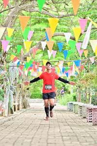 BIB: 3088
                            <button type="button" onclick="openModal(4046776)" class="btn btn-primary btn-sm float-right btn-popup" data-toggle="modal" data-target=".modal-high-quality">
                        <i class="fas fa-shopping-cart"></i> Add to Cart
                    </button>
                                            <button type="button" onclick="isThisMe(4046776, true)" class="btn btn-success btn-sm float-right btn-popup btn-isme hidden" data-toggle="tooltip" data-placement="bottom" title="นี่คือรูปของคุณใช่ไหม คลิกที่นี่เพื่อเอาเข้าอัลบั้ม">
                        <i class="fas fa-plus"></i> Add to album
                    </button>
                    <button type="button" onclick="isThisMe(4046776, false)" class="btn btn-warning btn-sm float-right btn-popup btn-isnotme hidden">
                        <i class="fas fa-ban"></i> Remove from album
                    </button>