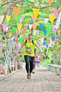 BIB: 555
                            <button type="button" onclick="openModal(4044479)" class="btn btn-primary btn-sm float-right btn-popup" data-toggle="modal" data-target=".modal-high-quality">
                        <i class="fas fa-shopping-cart"></i> Add to Cart
                    </button>
                                            <button type="button" onclick="isThisMe(4044479, true)" class="btn btn-success btn-sm float-right btn-popup btn-isme hidden" data-toggle="tooltip" data-placement="bottom" title="นี่คือรูปของคุณใช่ไหม คลิกที่นี่เพื่อเอาเข้าอัลบั้ม">
                        <i class="fas fa-plus"></i> Add to album
                    </button>
                    <button type="button" onclick="isThisMe(4044479, false)" class="btn btn-warning btn-sm float-right btn-popup btn-isnotme hidden">
                        <i class="fas fa-ban"></i> Remove from album
                    </button>