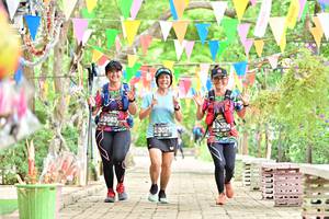 BIB: 307
                            <button type="button" onclick="openModal(4048718)" class="btn btn-primary btn-sm float-right btn-popup" data-toggle="modal" data-target=".modal-high-quality">
                        <i class="fas fa-shopping-cart"></i> Add to Cart
                    </button>
                                            <button type="button" onclick="isThisMe(4048718, true)" class="btn btn-success btn-sm float-right btn-popup btn-isme hidden" data-toggle="tooltip" data-placement="bottom" title="นี่คือรูปของคุณใช่ไหม คลิกที่นี่เพื่อเอาเข้าอัลบั้ม">
                        <i class="fas fa-plus"></i> Add to album
                    </button>
                    <button type="button" onclick="isThisMe(4048718, false)" class="btn btn-warning btn-sm float-right btn-popup btn-isnotme hidden">
                        <i class="fas fa-ban"></i> Remove from album
                    </button>