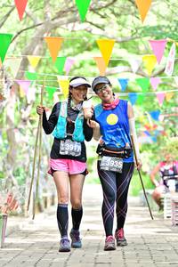 BIB: 3917, 3935
                            <button type="button" onclick="openModal(4053101)" class="btn btn-primary btn-sm float-right btn-popup" data-toggle="modal" data-target=".modal-high-quality">
                        <i class="fas fa-shopping-cart"></i> Add to Cart
                    </button>
                                            <button type="button" onclick="isThisMe(4053101, true)" class="btn btn-success btn-sm float-right btn-popup btn-isme hidden" data-toggle="tooltip" data-placement="bottom" title="นี่คือรูปของคุณใช่ไหม คลิกที่นี่เพื่อเอาเข้าอัลบั้ม">
                        <i class="fas fa-plus"></i> Add to album
                    </button>
                    <button type="button" onclick="isThisMe(4053101, false)" class="btn btn-warning btn-sm float-right btn-popup btn-isnotme hidden">
                        <i class="fas fa-ban"></i> Remove from album
                    </button>