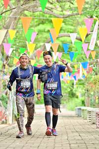 BIB: 3724, 3368
                            <button type="button" onclick="openModal(4047301)" class="btn btn-primary btn-sm float-right btn-popup" data-toggle="modal" data-target=".modal-high-quality">
                        <i class="fas fa-shopping-cart"></i> Add to Cart
                    </button>
                                            <button type="button" onclick="isThisMe(4047301, true)" class="btn btn-success btn-sm float-right btn-popup btn-isme hidden" data-toggle="tooltip" data-placement="bottom" title="นี่คือรูปของคุณใช่ไหม คลิกที่นี่เพื่อเอาเข้าอัลบั้ม">
                        <i class="fas fa-plus"></i> Add to album
                    </button>
                    <button type="button" onclick="isThisMe(4047301, false)" class="btn btn-warning btn-sm float-right btn-popup btn-isnotme hidden">
                        <i class="fas fa-ban"></i> Remove from album
                    </button>