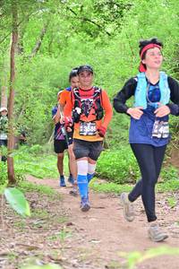 BIB: 400, 3586
                            <button type="button" onclick="openModal(4111527)" class="btn btn-primary btn-sm float-right btn-popup" data-toggle="modal" data-target=".modal-high-quality">
                        <i class="fas fa-shopping-cart"></i> Add to Cart
                    </button>
                                            <button type="button" onclick="isThisMe(4111527, true)" class="btn btn-success btn-sm float-right btn-popup btn-isme hidden" data-toggle="tooltip" data-placement="bottom" title="นี่คือรูปของคุณใช่ไหม คลิกที่นี่เพื่อเอาเข้าอัลบั้ม">
                        <i class="fas fa-plus"></i> Add to album
                    </button>
                    <button type="button" onclick="isThisMe(4111527, false)" class="btn btn-warning btn-sm float-right btn-popup btn-isnotme hidden">
                        <i class="fas fa-ban"></i> Remove from album
                    </button>