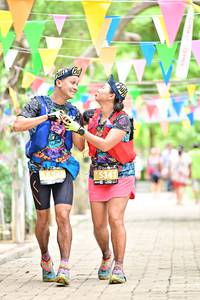 BIB: 5341
                            <button type="button" onclick="openModal(4057258)" class="btn btn-primary btn-sm float-right btn-popup" data-toggle="modal" data-target=".modal-high-quality">
                        <i class="fas fa-shopping-cart"></i> Add to Cart
                    </button>
                                            <button type="button" onclick="isThisMe(4057258, true)" class="btn btn-success btn-sm float-right btn-popup btn-isme hidden" data-toggle="tooltip" data-placement="bottom" title="นี่คือรูปของคุณใช่ไหม คลิกที่นี่เพื่อเอาเข้าอัลบั้ม">
                        <i class="fas fa-plus"></i> Add to album
                    </button>
                    <button type="button" onclick="isThisMe(4057258, false)" class="btn btn-warning btn-sm float-right btn-popup btn-isnotme hidden">
                        <i class="fas fa-ban"></i> Remove from album
                    </button>