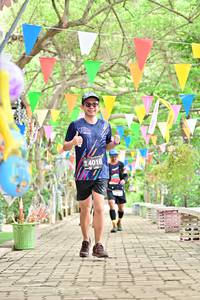 BIB: 4016
                            <button type="button" onclick="openModal(4047637)" class="btn btn-primary btn-sm float-right btn-popup" data-toggle="modal" data-target=".modal-high-quality">
                        <i class="fas fa-shopping-cart"></i> Add to Cart
                    </button>
                                            <button type="button" onclick="isThisMe(4047637, true)" class="btn btn-success btn-sm float-right btn-popup btn-isme hidden" data-toggle="tooltip" data-placement="bottom" title="นี่คือรูปของคุณใช่ไหม คลิกที่นี่เพื่อเอาเข้าอัลบั้ม">
                        <i class="fas fa-plus"></i> Add to album
                    </button>
                    <button type="button" onclick="isThisMe(4047637, false)" class="btn btn-warning btn-sm float-right btn-popup btn-isnotme hidden">
                        <i class="fas fa-ban"></i> Remove from album
                    </button>
