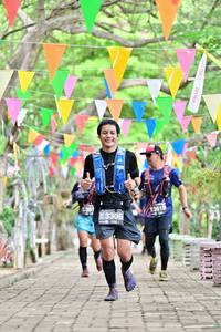 BIB: 3518, 3306
                            <button type="button" onclick="openModal(4044403)" class="btn btn-primary btn-sm float-right btn-popup" data-toggle="modal" data-target=".modal-high-quality">
                        <i class="fas fa-shopping-cart"></i> Add to Cart
                    </button>
                                            <button type="button" onclick="isThisMe(4044403, true)" class="btn btn-success btn-sm float-right btn-popup btn-isme hidden" data-toggle="tooltip" data-placement="bottom" title="นี่คือรูปของคุณใช่ไหม คลิกที่นี่เพื่อเอาเข้าอัลบั้ม">
                        <i class="fas fa-plus"></i> Add to album
                    </button>
                    <button type="button" onclick="isThisMe(4044403, false)" class="btn btn-warning btn-sm float-right btn-popup btn-isnotme hidden">
                        <i class="fas fa-ban"></i> Remove from album
                    </button>