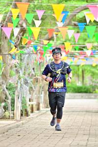 BIB: 5062
                            <button type="button" onclick="openModal(4055311)" class="btn btn-primary btn-sm float-right btn-popup" data-toggle="modal" data-target=".modal-high-quality">
                        <i class="fas fa-shopping-cart"></i> Add to Cart
                    </button>
                                            <button type="button" onclick="isThisMe(4055311, true)" class="btn btn-success btn-sm float-right btn-popup btn-isme hidden" data-toggle="tooltip" data-placement="bottom" title="นี่คือรูปของคุณใช่ไหม คลิกที่นี่เพื่อเอาเข้าอัลบั้ม">
                        <i class="fas fa-plus"></i> Add to album
                    </button>
                    <button type="button" onclick="isThisMe(4055311, false)" class="btn btn-warning btn-sm float-right btn-popup btn-isnotme hidden">
                        <i class="fas fa-ban"></i> Remove from album
                    </button>