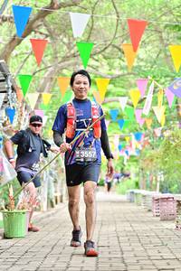BIB: 3557, 1111
                            <button type="button" onclick="openModal(4049667)" class="btn btn-primary btn-sm float-right btn-popup" data-toggle="modal" data-target=".modal-high-quality">
                        <i class="fas fa-shopping-cart"></i> Add to Cart
                    </button>
                                            <button type="button" onclick="isThisMe(4049667, true)" class="btn btn-success btn-sm float-right btn-popup btn-isme hidden" data-toggle="tooltip" data-placement="bottom" title="นี่คือรูปของคุณใช่ไหม คลิกที่นี่เพื่อเอาเข้าอัลบั้ม">
                        <i class="fas fa-plus"></i> Add to album
                    </button>
                    <button type="button" onclick="isThisMe(4049667, false)" class="btn btn-warning btn-sm float-right btn-popup btn-isnotme hidden">
                        <i class="fas fa-ban"></i> Remove from album
                    </button>