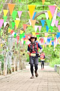 BIB: 5288
                            <button type="button" onclick="openModal(4055720)" class="btn btn-primary btn-sm float-right btn-popup" data-toggle="modal" data-target=".modal-high-quality">
                        <i class="fas fa-shopping-cart"></i> Add to Cart
                    </button>
                                            <button type="button" onclick="isThisMe(4055720, true)" class="btn btn-success btn-sm float-right btn-popup btn-isme hidden" data-toggle="tooltip" data-placement="bottom" title="นี่คือรูปของคุณใช่ไหม คลิกที่นี่เพื่อเอาเข้าอัลบั้ม">
                        <i class="fas fa-plus"></i> Add to album
                    </button>
                    <button type="button" onclick="isThisMe(4055720, false)" class="btn btn-warning btn-sm float-right btn-popup btn-isnotme hidden">
                        <i class="fas fa-ban"></i> Remove from album
                    </button>
