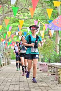 BIB: 3116
                            <button type="button" onclick="openModal(4044825)" class="btn btn-primary btn-sm float-right btn-popup" data-toggle="modal" data-target=".modal-high-quality">
                        <i class="fas fa-shopping-cart"></i> Add to Cart
                    </button>
                                            <button type="button" onclick="isThisMe(4044825, true)" class="btn btn-success btn-sm float-right btn-popup btn-isme hidden" data-toggle="tooltip" data-placement="bottom" title="นี่คือรูปของคุณใช่ไหม คลิกที่นี่เพื่อเอาเข้าอัลบั้ม">
                        <i class="fas fa-plus"></i> Add to album
                    </button>
                    <button type="button" onclick="isThisMe(4044825, false)" class="btn btn-warning btn-sm float-right btn-popup btn-isnotme hidden">
                        <i class="fas fa-ban"></i> Remove from album
                    </button>