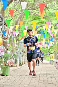 BIB: 5452
                            <button type="button" onclick="openModal(4055458)" class="btn btn-primary btn-sm float-right btn-popup" data-toggle="modal" data-target=".modal-high-quality">
                        <i class="fas fa-shopping-cart"></i> Add to Cart
                    </button>
                                            <button type="button" onclick="isThisMe(4055458, true)" class="btn btn-success btn-sm float-right btn-popup btn-isme hidden" data-toggle="tooltip" data-placement="bottom" title="นี่คือรูปของคุณใช่ไหม คลิกที่นี่เพื่อเอาเข้าอัลบั้ม">
                        <i class="fas fa-plus"></i> Add to album
                    </button>
                    <button type="button" onclick="isThisMe(4055458, false)" class="btn btn-warning btn-sm float-right btn-popup btn-isnotme hidden">
                        <i class="fas fa-ban"></i> Remove from album
                    </button>