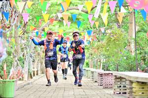BIB: 13866, 322, 1111
                            <button type="button" onclick="openModal(4050138)" class="btn btn-primary btn-sm float-right btn-popup" data-toggle="modal" data-target=".modal-high-quality">
                        <i class="fas fa-shopping-cart"></i> Add to Cart
                    </button>
                                            <button type="button" onclick="isThisMe(4050138, true)" class="btn btn-success btn-sm float-right btn-popup btn-isme hidden" data-toggle="tooltip" data-placement="bottom" title="นี่คือรูปของคุณใช่ไหม คลิกที่นี่เพื่อเอาเข้าอัลบั้ม">
                        <i class="fas fa-plus"></i> Add to album
                    </button>
                    <button type="button" onclick="isThisMe(4050138, false)" class="btn btn-warning btn-sm float-right btn-popup btn-isnotme hidden">
                        <i class="fas fa-ban"></i> Remove from album
                    </button>