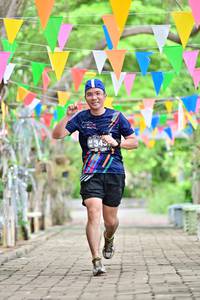 BIB: 343
                            <button type="button" onclick="openModal(4117467)" class="btn btn-primary btn-sm float-right btn-popup" data-toggle="modal" data-target=".modal-high-quality">
                        <i class="fas fa-shopping-cart"></i> Add to Cart
                    </button>
                                            <button type="button" onclick="isThisMe(4117467, true)" class="btn btn-success btn-sm float-right btn-popup btn-isme hidden" data-toggle="tooltip" data-placement="bottom" title="นี่คือรูปของคุณใช่ไหม คลิกที่นี่เพื่อเอาเข้าอัลบั้ม">
                        <i class="fas fa-plus"></i> Add to album
                    </button>
                    <button type="button" onclick="isThisMe(4117467, false)" class="btn btn-warning btn-sm float-right btn-popup btn-isnotme hidden">
                        <i class="fas fa-ban"></i> Remove from album
                    </button>