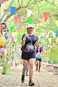 BIB: 3541
                            <button type="button" onclick="openModal(4049195)" class="btn btn-primary btn-sm float-right btn-popup" data-toggle="modal" data-target=".modal-high-quality">
                        <i class="fas fa-shopping-cart"></i> Add to Cart
                    </button>
                                            <button type="button" onclick="isThisMe(4049195, true)" class="btn btn-success btn-sm float-right btn-popup btn-isme hidden" data-toggle="tooltip" data-placement="bottom" title="นี่คือรูปของคุณใช่ไหม คลิกที่นี่เพื่อเอาเข้าอัลบั้ม">
                        <i class="fas fa-plus"></i> Add to album
                    </button>
                    <button type="button" onclick="isThisMe(4049195, false)" class="btn btn-warning btn-sm float-right btn-popup btn-isnotme hidden">
                        <i class="fas fa-ban"></i> Remove from album
                    </button>
