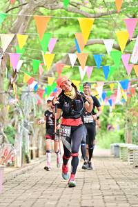 BIB: 3153, 3151
                            <button type="button" onclick="openModal(4046605)" class="btn btn-primary btn-sm float-right btn-popup" data-toggle="modal" data-target=".modal-high-quality">
                        <i class="fas fa-shopping-cart"></i> Add to Cart
                    </button>
                                            <button type="button" onclick="isThisMe(4046605, true)" class="btn btn-success btn-sm float-right btn-popup btn-isme hidden" data-toggle="tooltip" data-placement="bottom" title="นี่คือรูปของคุณใช่ไหม คลิกที่นี่เพื่อเอาเข้าอัลบั้ม">
                        <i class="fas fa-plus"></i> Add to album
                    </button>
                    <button type="button" onclick="isThisMe(4046605, false)" class="btn btn-warning btn-sm float-right btn-popup btn-isnotme hidden">
                        <i class="fas fa-ban"></i> Remove from album
                    </button>