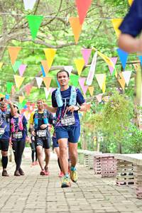 BIB: 3370, 13101, 304
                            <button type="button" onclick="openModal(4046368)" class="btn btn-primary btn-sm float-right btn-popup" data-toggle="modal" data-target=".modal-high-quality">
                        <i class="fas fa-shopping-cart"></i> Add to Cart
                    </button>
                                            <button type="button" onclick="isThisMe(4046368, true)" class="btn btn-success btn-sm float-right btn-popup btn-isme hidden" data-toggle="tooltip" data-placement="bottom" title="นี่คือรูปของคุณใช่ไหม คลิกที่นี่เพื่อเอาเข้าอัลบั้ม">
                        <i class="fas fa-plus"></i> Add to album
                    </button>
                    <button type="button" onclick="isThisMe(4046368, false)" class="btn btn-warning btn-sm float-right btn-popup btn-isnotme hidden">
                        <i class="fas fa-ban"></i> Remove from album
                    </button>