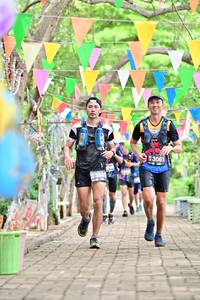 BIB: 3061, 3880
                            <button type="button" onclick="openModal(4116068)" class="btn btn-primary btn-sm float-right btn-popup" data-toggle="modal" data-target=".modal-high-quality">
                        <i class="fas fa-shopping-cart"></i> Add to Cart
                    </button>
                                            <button type="button" onclick="isThisMe(4116068, true)" class="btn btn-success btn-sm float-right btn-popup btn-isme hidden" data-toggle="tooltip" data-placement="bottom" title="นี่คือรูปของคุณใช่ไหม คลิกที่นี่เพื่อเอาเข้าอัลบั้ม">
                        <i class="fas fa-plus"></i> Add to album
                    </button>
                    <button type="button" onclick="isThisMe(4116068, false)" class="btn btn-warning btn-sm float-right btn-popup btn-isnotme hidden">
                        <i class="fas fa-ban"></i> Remove from album
                    </button>