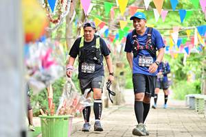 BIB: 3422, 3424
                            <button type="button" onclick="openModal(4052013)" class="btn btn-primary btn-sm float-right btn-popup" data-toggle="modal" data-target=".modal-high-quality">
                        <i class="fas fa-shopping-cart"></i> Add to Cart
                    </button>
                                            <button type="button" onclick="isThisMe(4052013, true)" class="btn btn-success btn-sm float-right btn-popup btn-isme hidden" data-toggle="tooltip" data-placement="bottom" title="นี่คือรูปของคุณใช่ไหม คลิกที่นี่เพื่อเอาเข้าอัลบั้ม">
                        <i class="fas fa-plus"></i> Add to album
                    </button>
                    <button type="button" onclick="isThisMe(4052013, false)" class="btn btn-warning btn-sm float-right btn-popup btn-isnotme hidden">
                        <i class="fas fa-ban"></i> Remove from album
                    </button>