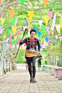 BIB: 3999
                            <button type="button" onclick="openModal(4047191)" class="btn btn-primary btn-sm float-right btn-popup" data-toggle="modal" data-target=".modal-high-quality">
                        <i class="fas fa-shopping-cart"></i> Add to Cart
                    </button>
                                            <button type="button" onclick="isThisMe(4047191, true)" class="btn btn-success btn-sm float-right btn-popup btn-isme hidden" data-toggle="tooltip" data-placement="bottom" title="นี่คือรูปของคุณใช่ไหม คลิกที่นี่เพื่อเอาเข้าอัลบั้ม">
                        <i class="fas fa-plus"></i> Add to album
                    </button>
                    <button type="button" onclick="isThisMe(4047191, false)" class="btn btn-warning btn-sm float-right btn-popup btn-isnotme hidden">
                        <i class="fas fa-ban"></i> Remove from album
                    </button>
