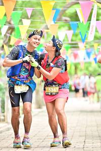 BIB: 5341
                            <button type="button" onclick="openModal(4057269)" class="btn btn-primary btn-sm float-right btn-popup" data-toggle="modal" data-target=".modal-high-quality">
                        <i class="fas fa-shopping-cart"></i> Add to Cart
                    </button>
                                            <button type="button" onclick="isThisMe(4057269, true)" class="btn btn-success btn-sm float-right btn-popup btn-isme hidden" data-toggle="tooltip" data-placement="bottom" title="นี่คือรูปของคุณใช่ไหม คลิกที่นี่เพื่อเอาเข้าอัลบั้ม">
                        <i class="fas fa-plus"></i> Add to album
                    </button>
                    <button type="button" onclick="isThisMe(4057269, false)" class="btn btn-warning btn-sm float-right btn-popup btn-isnotme hidden">
                        <i class="fas fa-ban"></i> Remove from album
                    </button>