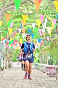 BIB: 3522
                            <button type="button" onclick="openModal(4047126)" class="btn btn-primary btn-sm float-right btn-popup" data-toggle="modal" data-target=".modal-high-quality">
                        <i class="fas fa-shopping-cart"></i> Add to Cart
                    </button>
                                            <button type="button" onclick="isThisMe(4047126, true)" class="btn btn-success btn-sm float-right btn-popup btn-isme hidden" data-toggle="tooltip" data-placement="bottom" title="นี่คือรูปของคุณใช่ไหม คลิกที่นี่เพื่อเอาเข้าอัลบั้ม">
                        <i class="fas fa-plus"></i> Add to album
                    </button>
                    <button type="button" onclick="isThisMe(4047126, false)" class="btn btn-warning btn-sm float-right btn-popup btn-isnotme hidden">
                        <i class="fas fa-ban"></i> Remove from album
                    </button>