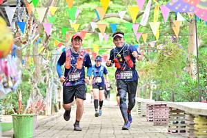 BIB: 3224, 386
                            <button type="button" onclick="openModal(4050187)" class="btn btn-primary btn-sm float-right btn-popup" data-toggle="modal" data-target=".modal-high-quality">
                        <i class="fas fa-shopping-cart"></i> Add to Cart
                    </button>
                                            <button type="button" onclick="isThisMe(4050187, true)" class="btn btn-success btn-sm float-right btn-popup btn-isme hidden" data-toggle="tooltip" data-placement="bottom" title="นี่คือรูปของคุณใช่ไหม คลิกที่นี่เพื่อเอาเข้าอัลบั้ม">
                        <i class="fas fa-plus"></i> Add to album
                    </button>
                    <button type="button" onclick="isThisMe(4050187, false)" class="btn btn-warning btn-sm float-right btn-popup btn-isnotme hidden">
                        <i class="fas fa-ban"></i> Remove from album
                    </button>