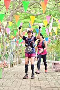 BIB: 401
                            <button type="button" onclick="openModal(4047654)" class="btn btn-primary btn-sm float-right btn-popup" data-toggle="modal" data-target=".modal-high-quality">
                        <i class="fas fa-shopping-cart"></i> Add to Cart
                    </button>
                                            <button type="button" onclick="isThisMe(4047654, true)" class="btn btn-success btn-sm float-right btn-popup btn-isme hidden" data-toggle="tooltip" data-placement="bottom" title="นี่คือรูปของคุณใช่ไหม คลิกที่นี่เพื่อเอาเข้าอัลบั้ม">
                        <i class="fas fa-plus"></i> Add to album
                    </button>
                    <button type="button" onclick="isThisMe(4047654, false)" class="btn btn-warning btn-sm float-right btn-popup btn-isnotme hidden">
                        <i class="fas fa-ban"></i> Remove from album
                    </button>