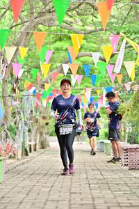 BIB: 3560
                            <button type="button" onclick="openModal(4045921)" class="btn btn-primary btn-sm float-right btn-popup" data-toggle="modal" data-target=".modal-high-quality">
                        <i class="fas fa-shopping-cart"></i> Add to Cart
                    </button>
                                            <button type="button" onclick="isThisMe(4045921, true)" class="btn btn-success btn-sm float-right btn-popup btn-isme hidden" data-toggle="tooltip" data-placement="bottom" title="นี่คือรูปของคุณใช่ไหม คลิกที่นี่เพื่อเอาเข้าอัลบั้ม">
                        <i class="fas fa-plus"></i> Add to album
                    </button>
                    <button type="button" onclick="isThisMe(4045921, false)" class="btn btn-warning btn-sm float-right btn-popup btn-isnotme hidden">
                        <i class="fas fa-ban"></i> Remove from album
                    </button>