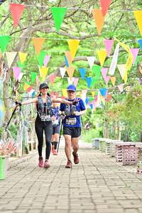 BIB: 3012, 
                            <button type="button" onclick="openModal(4046925)" class="btn btn-primary btn-sm float-right btn-popup" data-toggle="modal" data-target=".modal-high-quality">
                        <i class="fas fa-shopping-cart"></i> Add to Cart
                    </button>
                                            <button type="button" onclick="isThisMe(4046925, true)" class="btn btn-success btn-sm float-right btn-popup btn-isme hidden" data-toggle="tooltip" data-placement="bottom" title="นี่คือรูปของคุณใช่ไหม คลิกที่นี่เพื่อเอาเข้าอัลบั้ม">
                        <i class="fas fa-plus"></i> Add to album
                    </button>
                    <button type="button" onclick="isThisMe(4046925, false)" class="btn btn-warning btn-sm float-right btn-popup btn-isnotme hidden">
                        <i class="fas fa-ban"></i> Remove from album
                    </button>