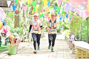 BIB: 
                            <button type="button" onclick="openModal(4057369)" class="btn btn-primary btn-sm float-right btn-popup" data-toggle="modal" data-target=".modal-high-quality">
                        <i class="fas fa-shopping-cart"></i> Add to Cart
                    </button>
                                            <button type="button" onclick="isThisMe(4057369, true)" class="btn btn-success btn-sm float-right btn-popup btn-isme hidden" data-toggle="tooltip" data-placement="bottom" title="นี่คือรูปของคุณใช่ไหม คลิกที่นี่เพื่อเอาเข้าอัลบั้ม">
                        <i class="fas fa-plus"></i> Add to album
                    </button>
                    <button type="button" onclick="isThisMe(4057369, false)" class="btn btn-warning btn-sm float-right btn-popup btn-isnotme hidden">
                        <i class="fas fa-ban"></i> Remove from album
                    </button>