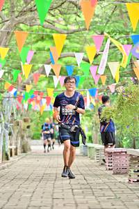 BIB: 356
                            <button type="button" onclick="openModal(4045936)" class="btn btn-primary btn-sm float-right btn-popup" data-toggle="modal" data-target=".modal-high-quality">
                        <i class="fas fa-shopping-cart"></i> Add to Cart
                    </button>
                                            <button type="button" onclick="isThisMe(4045936, true)" class="btn btn-success btn-sm float-right btn-popup btn-isme hidden" data-toggle="tooltip" data-placement="bottom" title="นี่คือรูปของคุณใช่ไหม คลิกที่นี่เพื่อเอาเข้าอัลบั้ม">
                        <i class="fas fa-plus"></i> Add to album
                    </button>
                    <button type="button" onclick="isThisMe(4045936, false)" class="btn btn-warning btn-sm float-right btn-popup btn-isnotme hidden">
                        <i class="fas fa-ban"></i> Remove from album
                    </button>