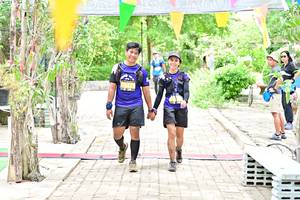 BIB: 
                            <button type="button" onclick="openModal(4057544)" class="btn btn-primary btn-sm float-right btn-popup" data-toggle="modal" data-target=".modal-high-quality">
                        <i class="fas fa-shopping-cart"></i> Add to Cart
                    </button>
                                            <button type="button" onclick="isThisMe(4057544, true)" class="btn btn-success btn-sm float-right btn-popup btn-isme hidden" data-toggle="tooltip" data-placement="bottom" title="นี่คือรูปของคุณใช่ไหม คลิกที่นี่เพื่อเอาเข้าอัลบั้ม">
                        <i class="fas fa-plus"></i> Add to album
                    </button>
                    <button type="button" onclick="isThisMe(4057544, false)" class="btn btn-warning btn-sm float-right btn-popup btn-isnotme hidden">
                        <i class="fas fa-ban"></i> Remove from album
                    </button>